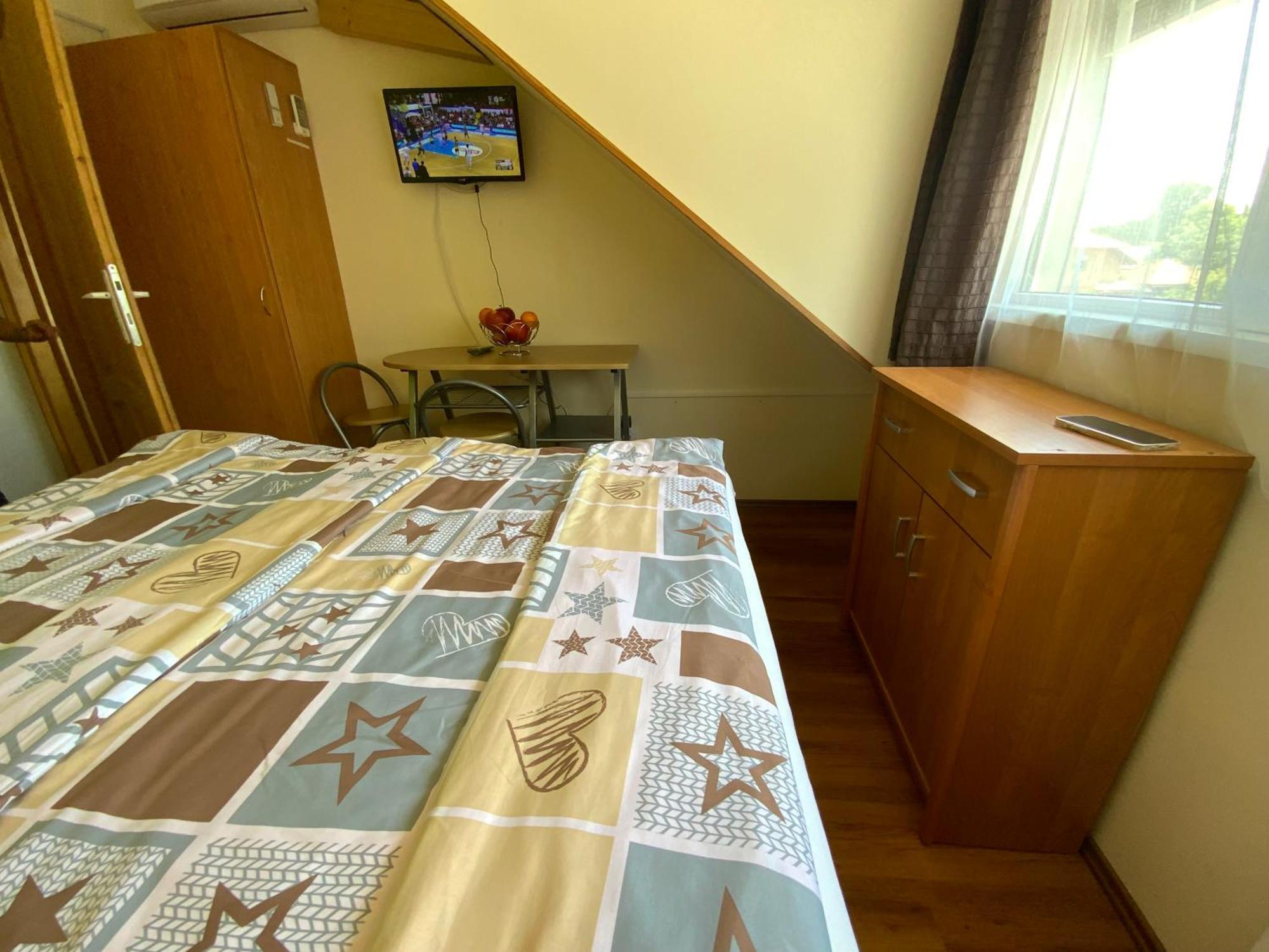 Elso Fecske Apartmanok Siófok Eksteriør billede